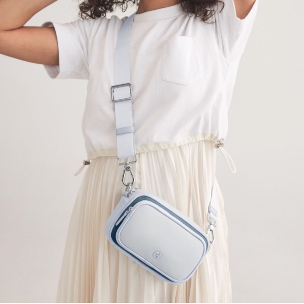 COLE HAAN Neoprene Transit Bag